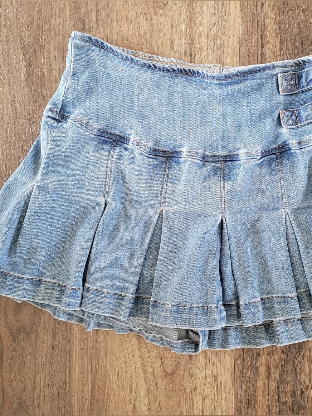 Wild Fable Punk/Creative/Redesignable Light Wash Denim Pleated Mini Skort